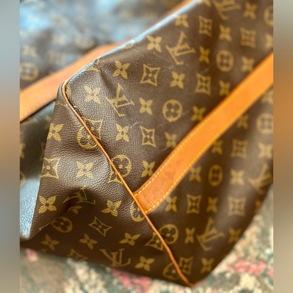 SOLD Louis Vuitton Keepall 55 Bandouliere - Picture 14 of 16